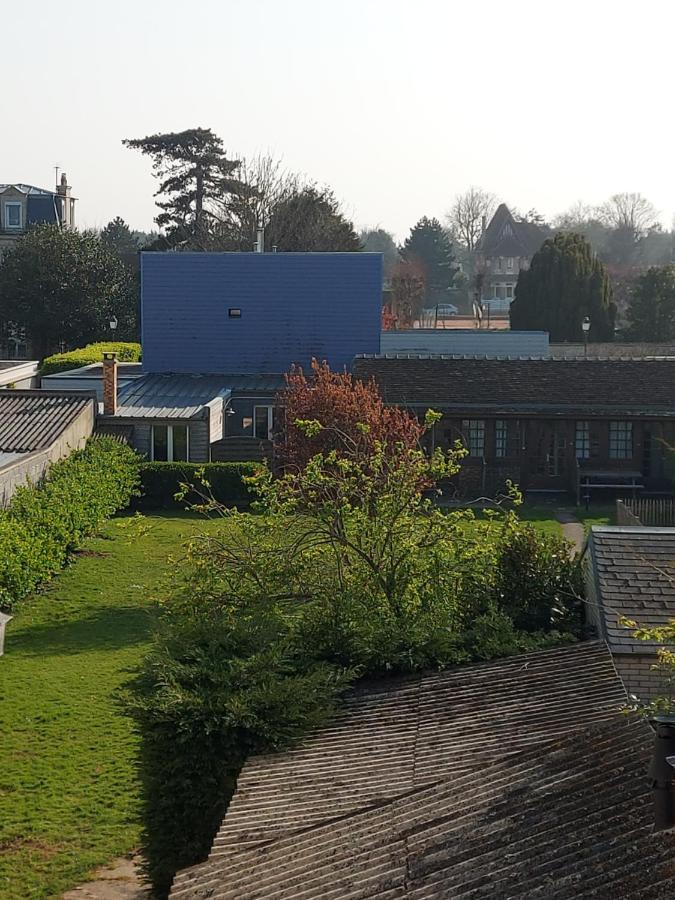Hotel De Normandie Saint-Aubin-Sur-Mer  Εξωτερικό φωτογραφία