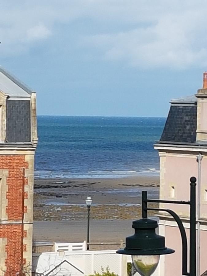 Hotel De Normandie Saint-Aubin-Sur-Mer  Εξωτερικό φωτογραφία